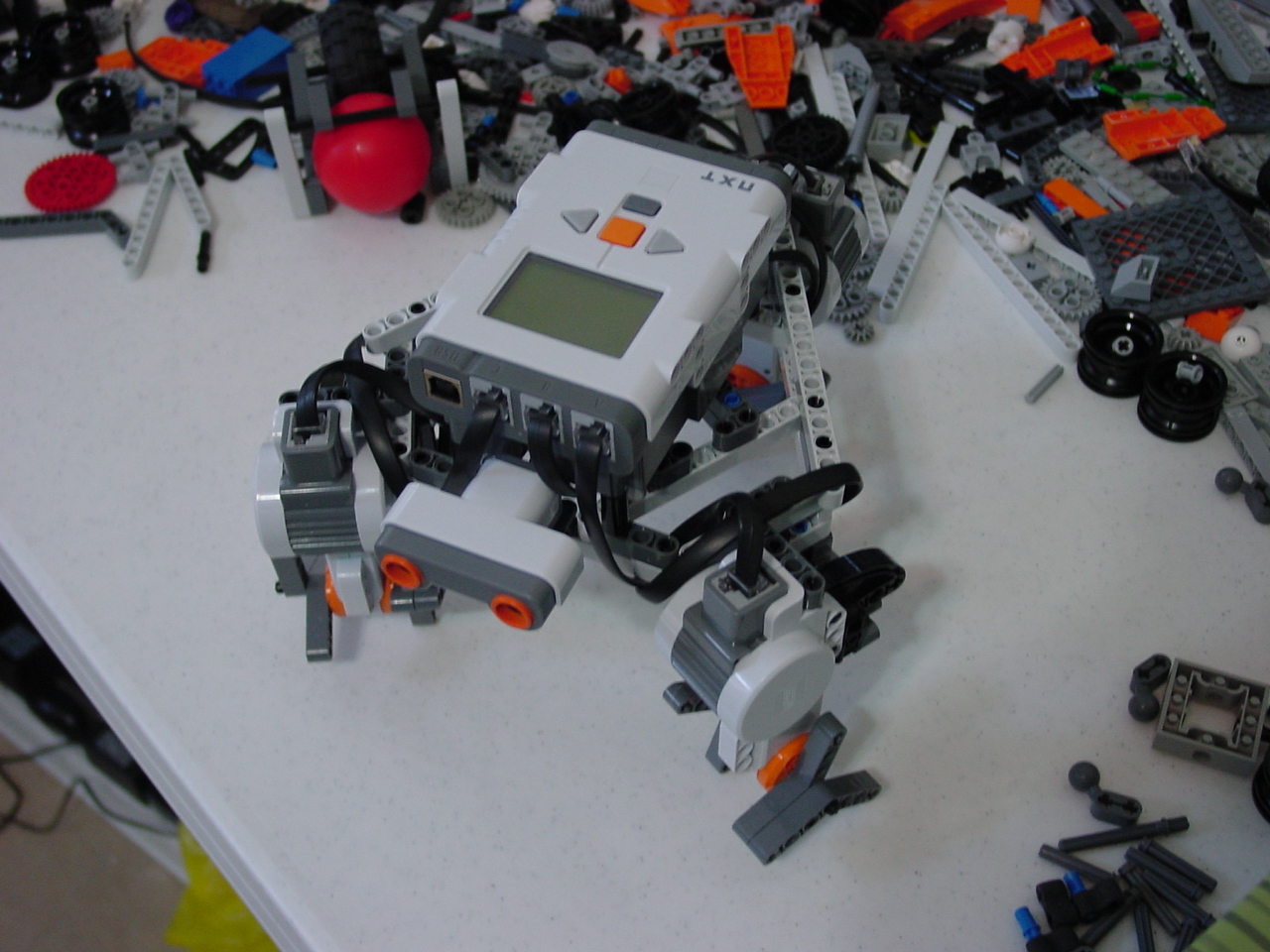 Lego Mindstorms NXT Holonomic Drive – Killough Platform – Rev 2