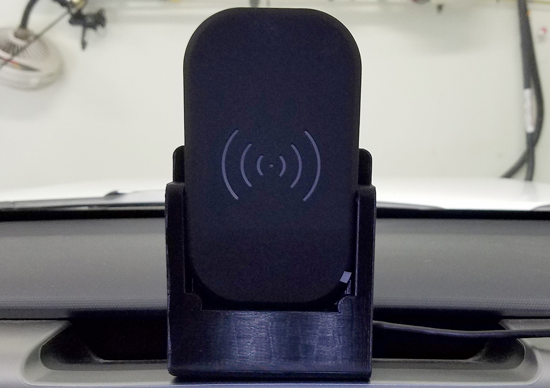 A Magnetic Mount for a Wireless Fast Charging Dock